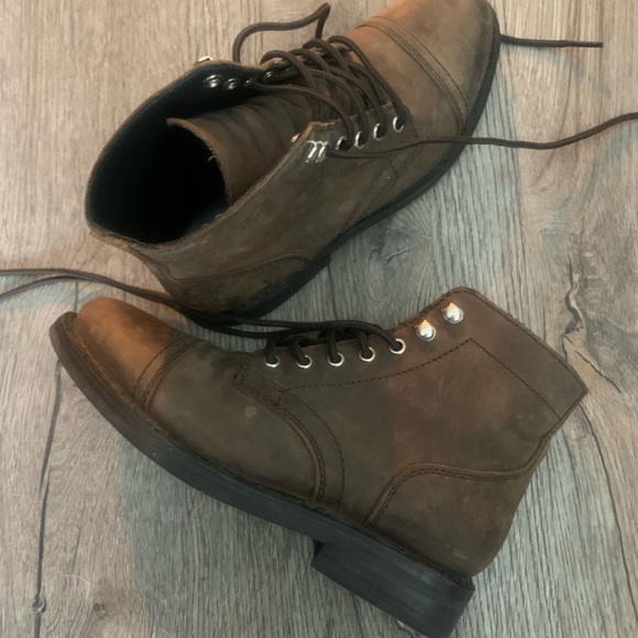 Thursday’s Boots - Women’s Captain - Size 5.5 (fit a US 5) - Picture 3 of 6